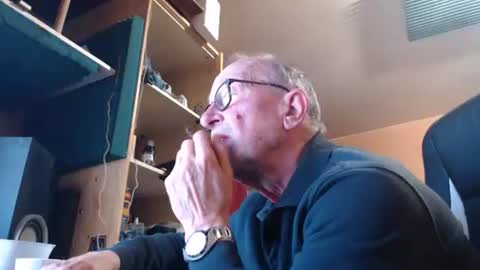 pascal88881 online show from 11.05.25