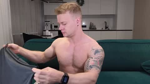 Pashka online show from 01.05.25