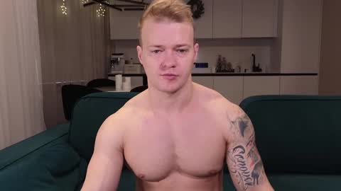 Pashka online show from 01.12.25