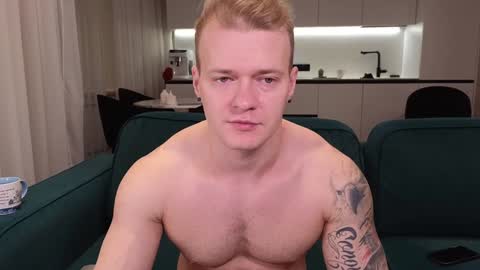 Pashka online show from 01.18.25