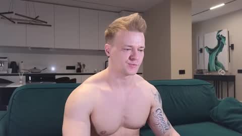 Pashka online show from 03.09.25