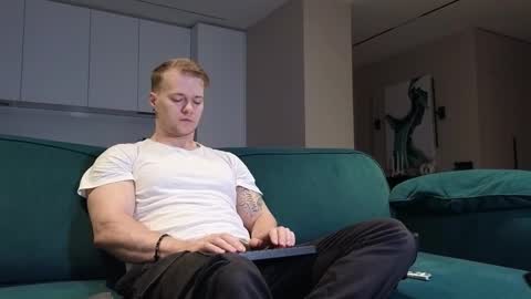 Pashka online show from 09.17.25