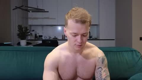 Pashka online show from 10.17.25