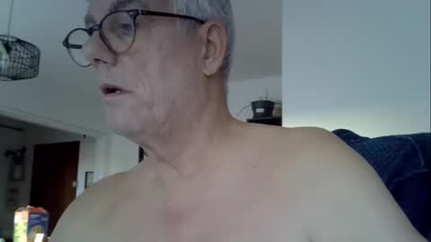 patrick5275 online show from 10.28.25