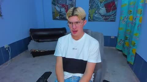 .... online show from 11.25.25