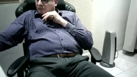 Snapshot of pattrom chatting on 06.05.26 Patrom online show from 06.05.26