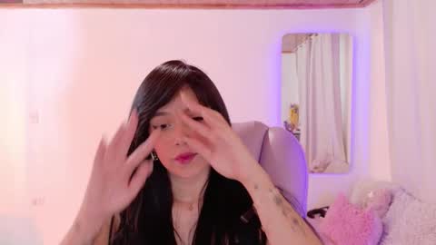 Sofa online show from 10.27.25