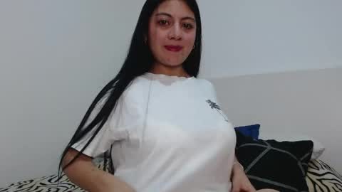 pau cute online show from 04.17.26