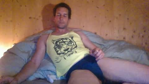 paueriwan online show from 04.19.26