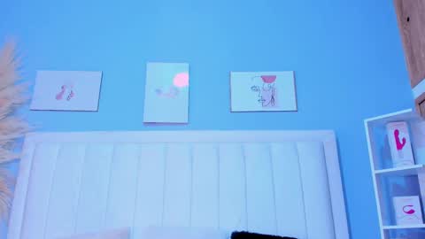 Pau online show from 02.24.25