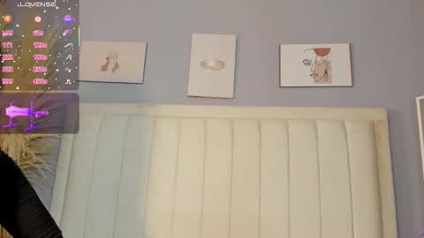 Pau online show from 11.04.25