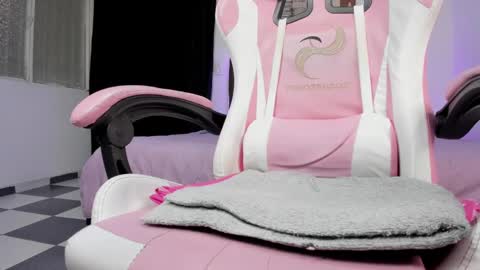 CALL ME PAULA  online show from 02.19.25