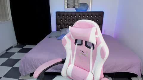 CALL ME PAULA  online show from 02.20.25