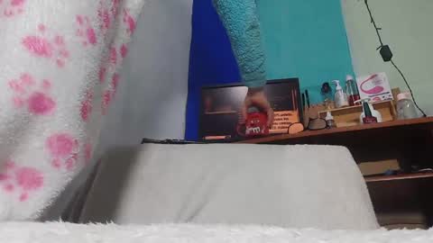 PAULA VALENTINA online show from 01.03.25