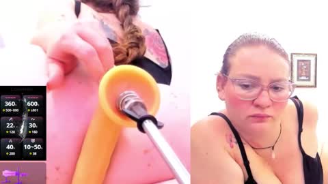 Paulina Davis  online show from 03.08.25