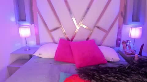   online show from 11.07.25