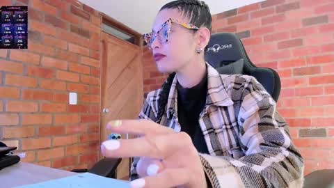 Paulina online show from 01.11.25