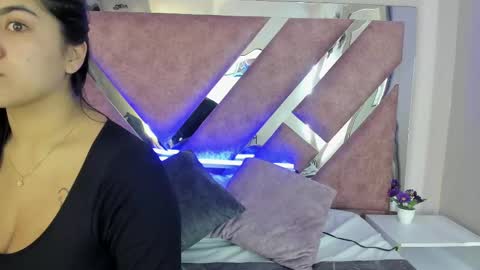 Paulina online show from 10.28.25