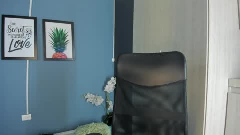 Paulina online show from 04.20.26