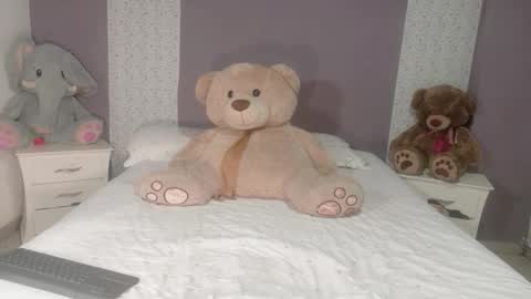 paulina online show from 11.26.25