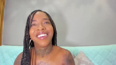 Pauline online show from 09.12.25