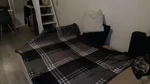 paulobascet online show from 02.26.25