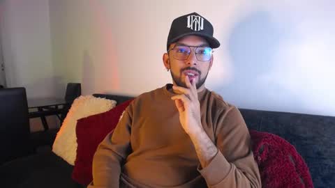 Snapshot of paulodasilva_ chatting on 04.15.26 Paulo Da Silva online show from 04.15.26
