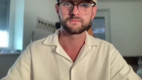 love bush online show from 09.12.25