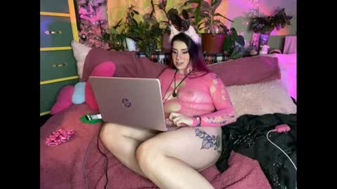 Snapshot of payyourprincessjess chatting on 01.01.25 payyourprincessjess online show from 01.01.25