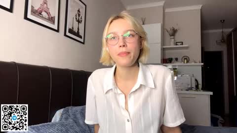 Lola online show from 10.26.25