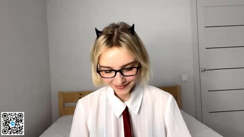 Lola online show from 11.16.25