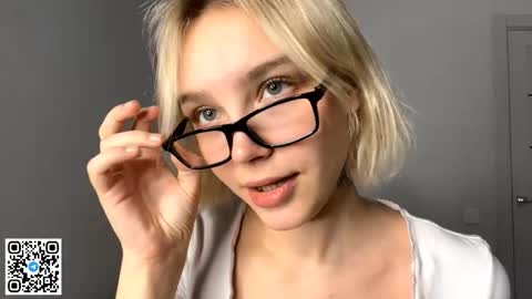 Lola online show from 11.19.25