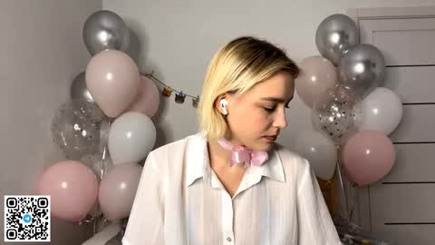 Lola online show from 11.20.25