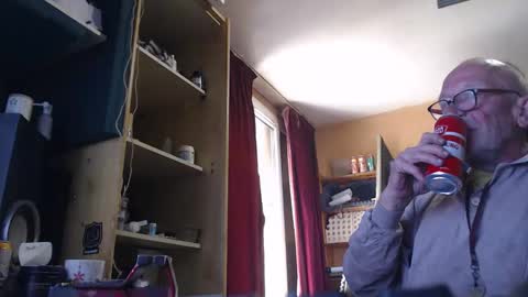 Snapshot of pc8474408 chatting on 04.29.26 pc8474408 online show from 04.29.26