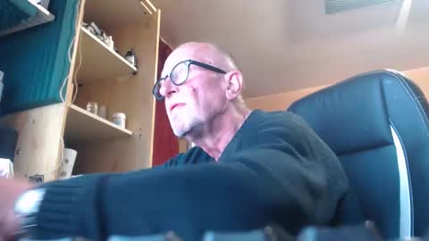 Snapshot of pc8474408 chatting on 05.02.26 pc8474408 online show from 05.02.26