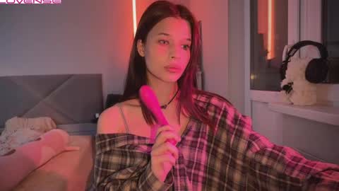 Snapshot of peaceful_oblivion chatting on 02.04.25 Sandra Next Stream pm MSK 5 pm UTC1pm EDT online show from 02.04.25