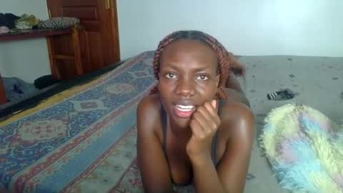 Snapshot of peach_ebonny chatting on 06.06.26 peach_ebonny online show from 06.06.26