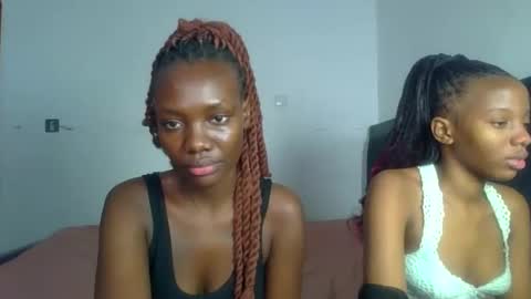 Snapshot of peach_ebonny chatting on 06.09.26 peach_ebonny online show from 06.09.26
