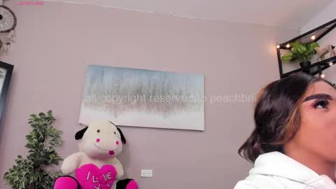 Snapshot of peachbrii chatting on 05.31.26 Briana online show from 05.31.26