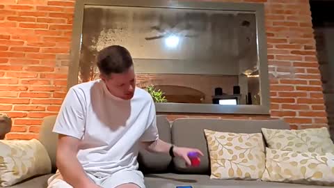 Snapshot of peachespunkins chatting on 11.11.25 peachespunkins online show from 11.11.25