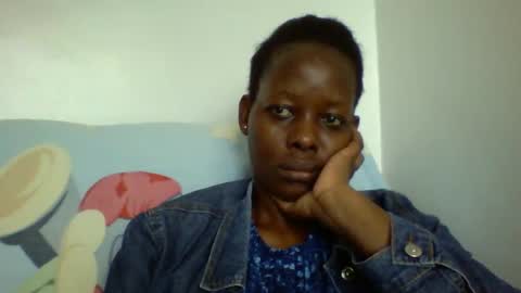 Snapshot of peacockxx chatting on 02.09.25 peacockxx online show from 02.09.25