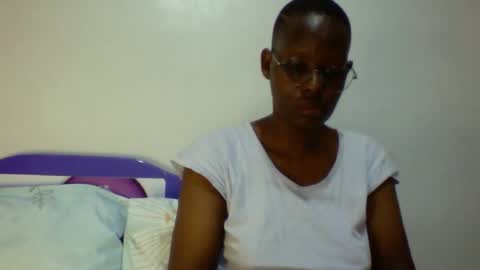 Snapshot of peacockxx chatting on 04.01.26 peacockxx online show from 04.01.26