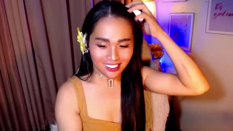 Snapshot of peakaboo_xx chatting on 05.04.26 Angel Creamdensada online show from 05.04.26