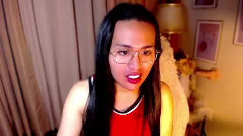 Snapshot of peakaboo_xx chatting on 05.09.26 Angel Creamdensada online show from 05.09.26