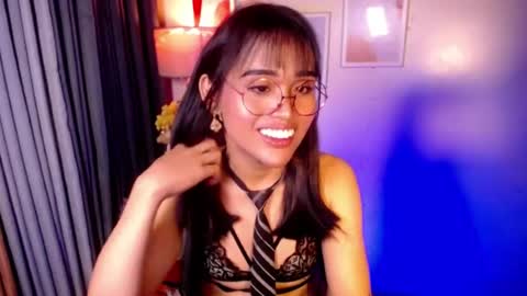 Snapshot of peakaboo_xx chatting on 07.21.26 Angel Creamdensada online show from 07.21.26