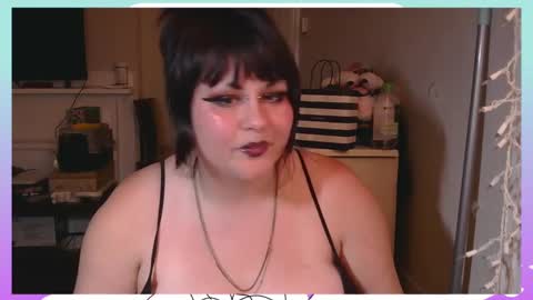 Snapshot of peakobunny chatting on 09.19.25 peakobunny online show from 09.19.25