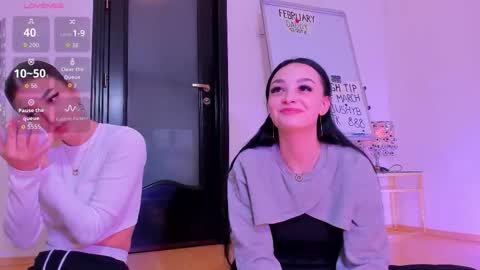 Snapshot of peanaughty chatting on 03.04.26 Kate online show from 03.04.26