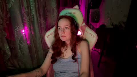 Snapshot of pearlprincess_ chatting on 06.14.26 Adelina online show from 06.14.26