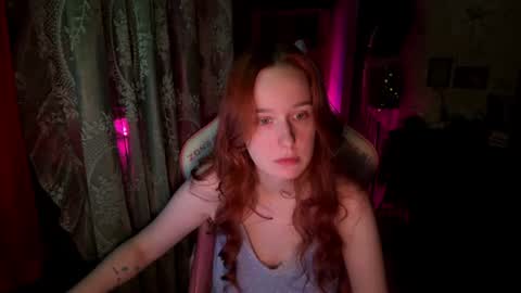 Snapshot of pearlprincess_ chatting on 07.16.26 Adelina online show from 07.16.26
