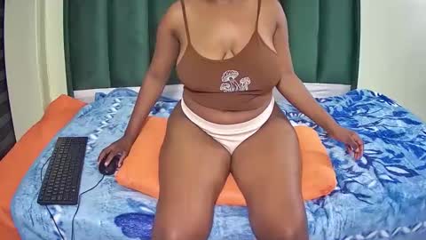 pearlx_ online show from 12.14.25